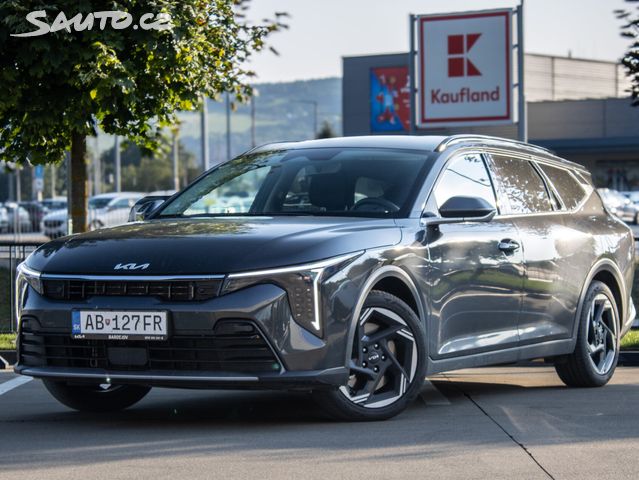 Kia K4